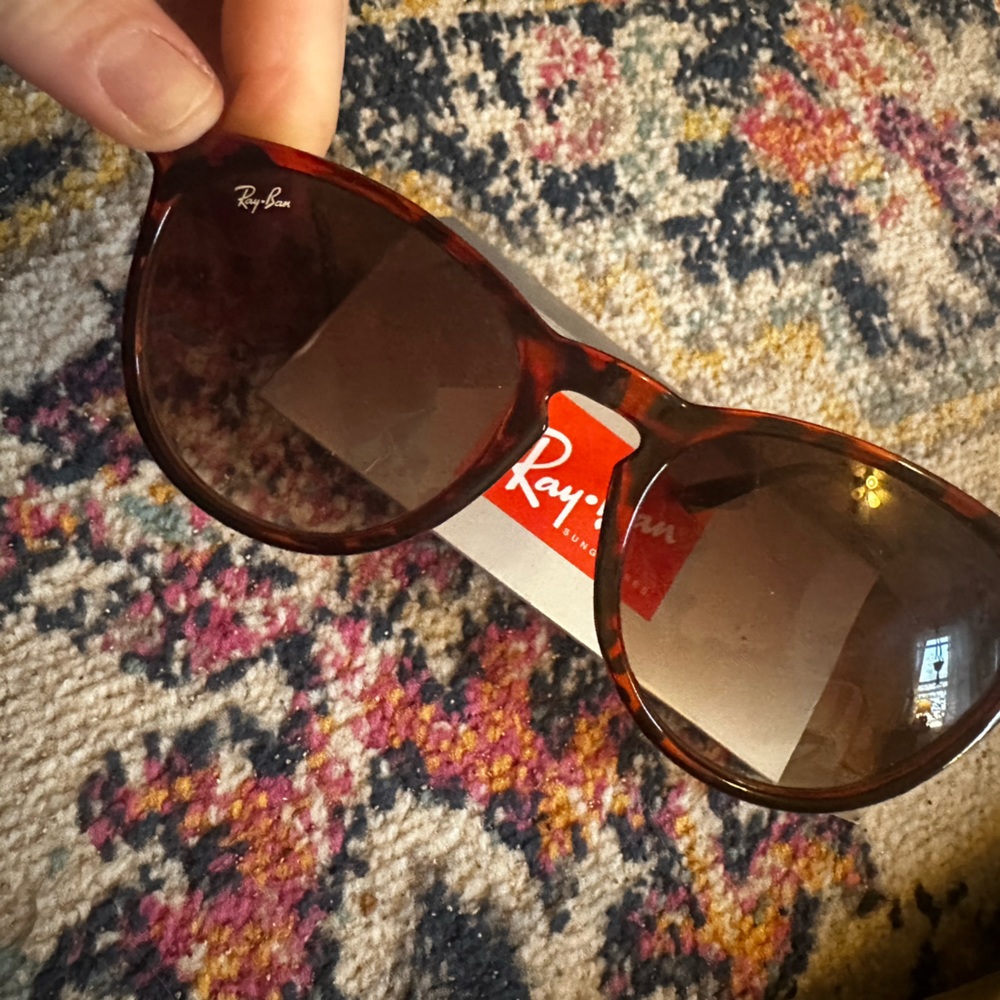 Pre-Owned Gently Used Ray-Ban “Erika” Sunglasses with Case & Cleaning Cloth